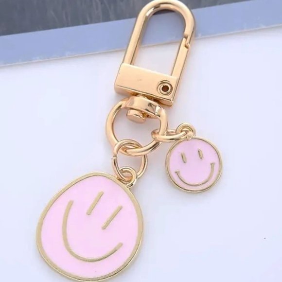 Smiley Face Bag Charm Keychain Swivel Happy Purse Backpack Enamel Blue Fun Kind - Picture 1 of 2